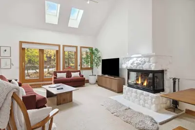 Image de Woodrun Place 08 Two Bedroom Residence