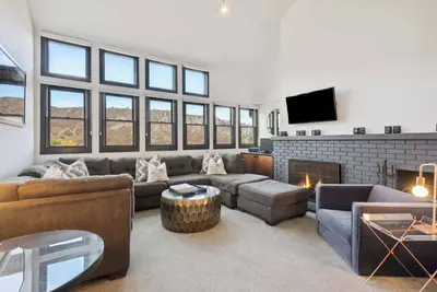 Image de Woodrun Place 47 Studio + Loft Residence