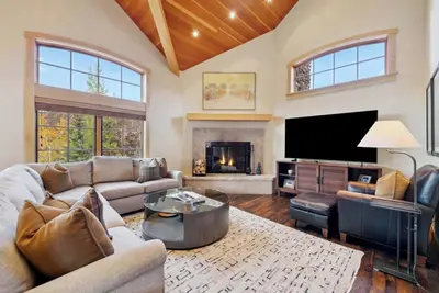 Image de Woodrun Place 58 Four Bedroom Residence