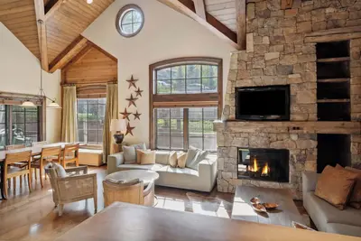 Image de Woodrun Place 61 Four Bedroom Residence
