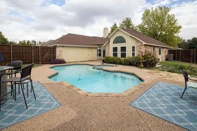 Image de Luxury Home w/ Pool, Outdoor Bar & Perfect Vibes