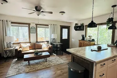 Image de Forrest Home Cabin - Pikes Peak Region Convenience - Now on Vrbo!