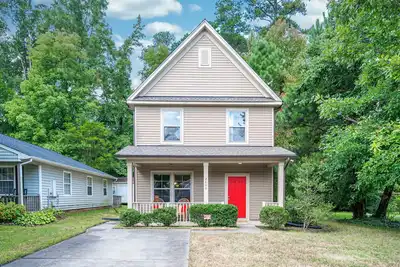 Image de Adorable home in fantastic location near restaurants and Duke!