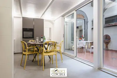 Image de Ground Floor With Patio-Ghibellina 65 apt 1