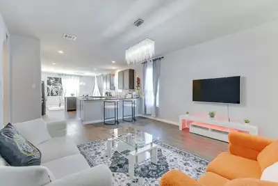 Image de Fenced Yard & Gas Grill: Spacious Home in Richmond