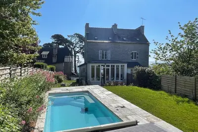 Image de Villa Ker Jean, 8 Personnes, Vue Mer, 5 Minutes A Pied De La Plage, Piscine