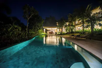 Image de Luxury 4 Bedroom Bella Vista Villa