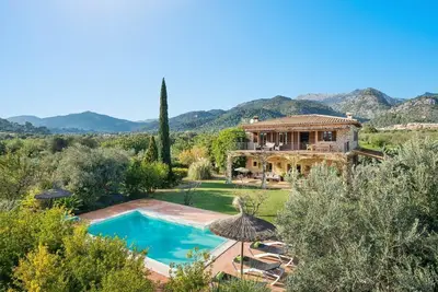 Image de Cas Colector - Villa Con Piscina Privada