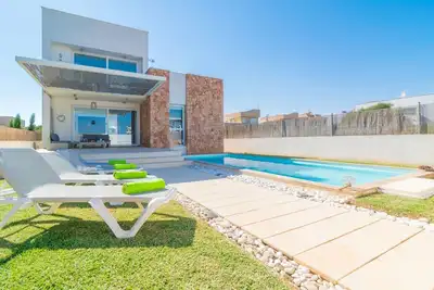 Image de Can BosquerrÓ - Villa Con Piscina Privada