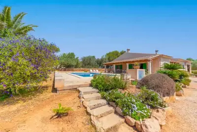 Image de Charme rustique près de Ses Salines