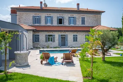 Image de Unique Villa Scvola Elementare