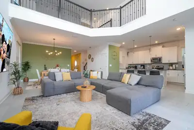 Image de Modern Resort 5br Pool & Spa Escape #560