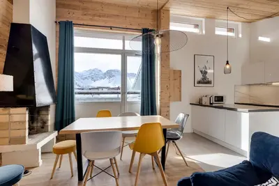 Image de Appartement rénové 3 pièces à Tignes, balcon, proche pistes, Wifi