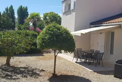 Image de Maison de vacances calme, proche plage, WiFi, animaux admis