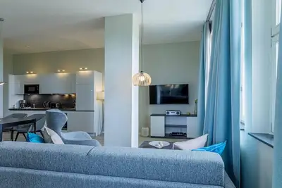 Image de Panorama-Utkiek - time out between the Baltic Sea & Bodden with a beach chair