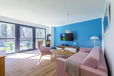 Image de Namaste - Stylish 5-star vacation apartment with terrace directly on Lake Krakow