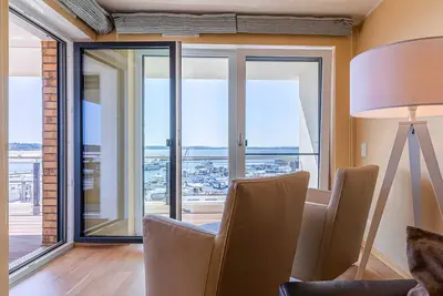 Image de Modern 5-star vacation apartment Müritzsonne with south-west facing balcony and Müritz view