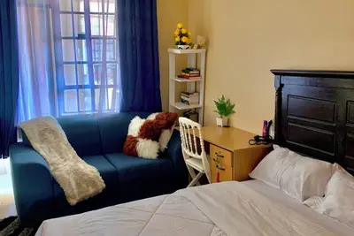 Image de Stay Where the Action Is! Cozy Getaway Near Malls, Museum & Beautiful Parks