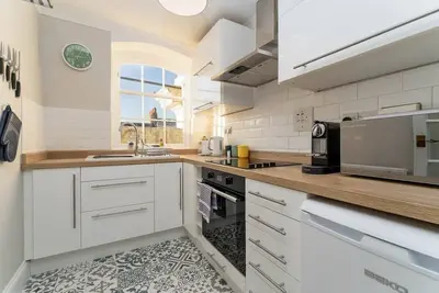 Image de Host & Stay | Portland Apartment