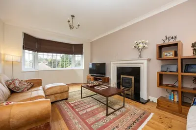 Image de Host & Stay | Downs Valley House