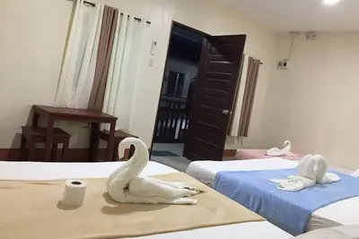 Image de Junlyn APartelle Barkada Room\n\n