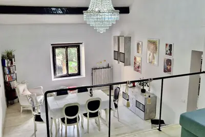 Image de Penthouse in Art Deco Villa