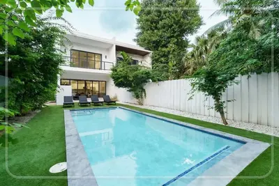 Image de Coconut Grove Family Villa, Pool, Grill & Gated