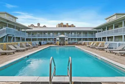 Image de Bring your Boat! | 1 Br Condo | Pool Pier Beach Access