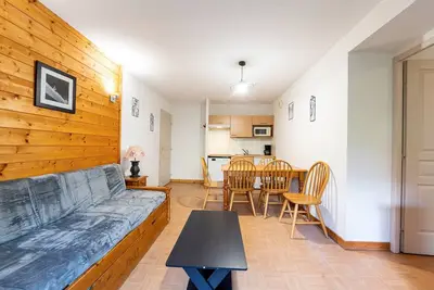 Image de Karibu - Vue montage et piscine partagée