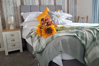 Image de Kick back and relax at No73