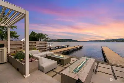Image de Lake Washington Waterfront Luxe • Hot Tub • Kayaks • Near Seattle • Lumen Field