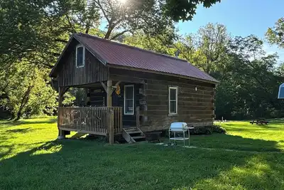 Image de Rustic Cabin at Crooked Creek