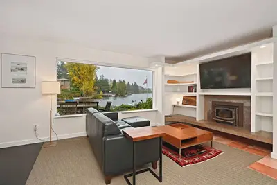 Image de Stylish Waterfront Retreat