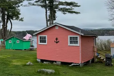 Image de Lakefront Salmon Cottage