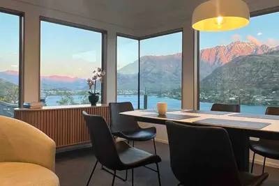 Image de Stunning Lake View - Living the Dream