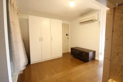 Image de 3階建一軒家大家族11人まで貸切できます。駅近便利