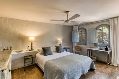 Image de Hôtel 'Les Hamaques - Glicina' avec piscine partagée, Wi-Fi et climatisation
