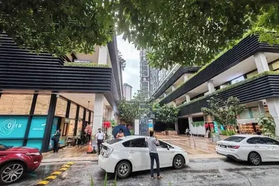 Image de Arcoris, 163 mall, mont kiara\n\n