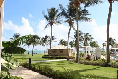 Image de 4 Family-Friendly Suites w/ Kitchen, Ocean Views & Pool Access for Ultimate Fun