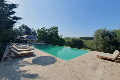 Image de Magnifique maison de vacances privée avec piscine privée, Wifi, climatisation, terrasse