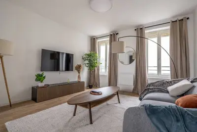 Image de 2d - Renovated apartment ~ Saint-Maur-des-Fossés