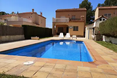 Image de Villa Fran. Cozy house for 8 people with private pool.