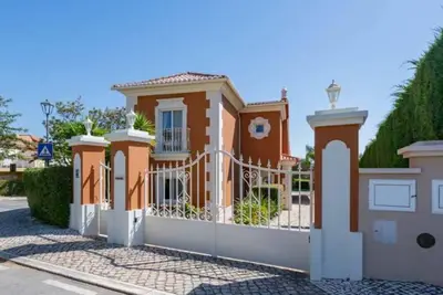 Image de Stunning large detached 4 bed 4 bath villa with private swimming pool