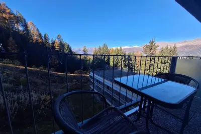 Image de Relaxation and nature in the middle of the mountains, on the ski slopes