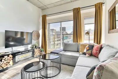 Image de Penthouse, central à Québec, piscine chauffée