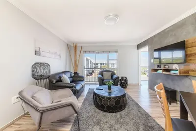 Image de Designer 2 Bed Apartment - Big Bay Beach Club