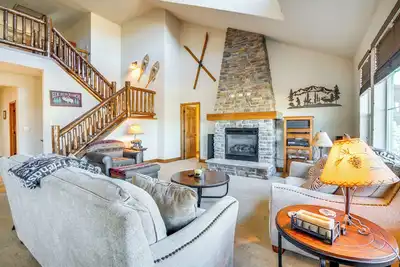 Image de Mtn Views & Private Hot Tub: Granby Group Getaway!