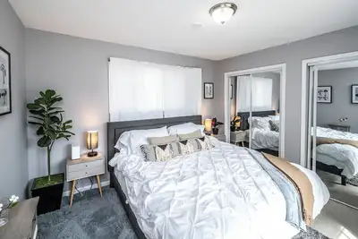 Image de Modern Victorian Cable, Central, Fence, Games