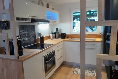 Image de A 20 mn de Disney! Tiny House en fond de jardin, Ideale pour les familles.