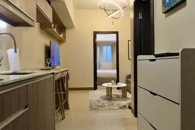 Image de Cozy Modern Space amidst Manila’s business district. 15 mins from the airport!